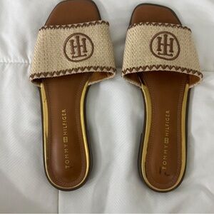 Tommy Hilfiger Women's Brown and Tan Sandals